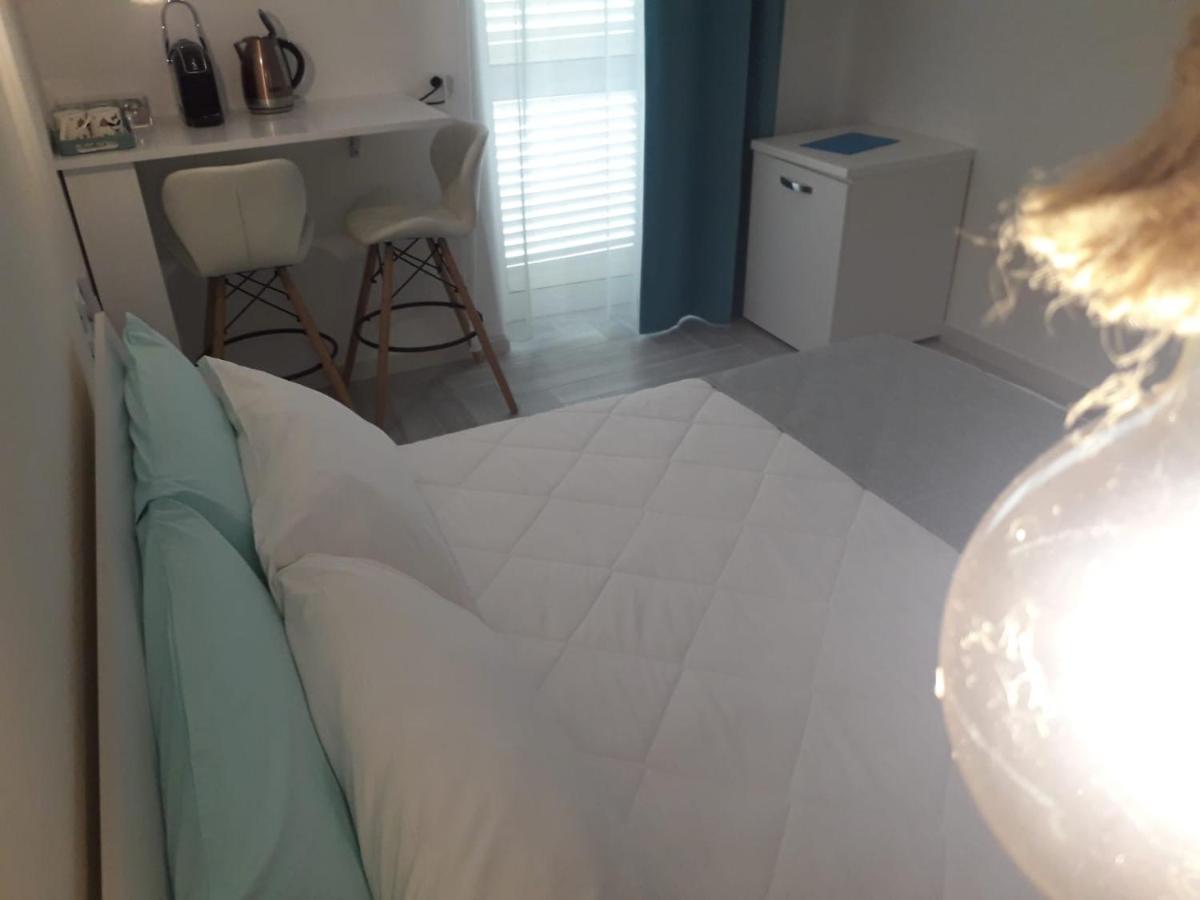 Aquamari B&B ヴィエステ エクステリア 写真